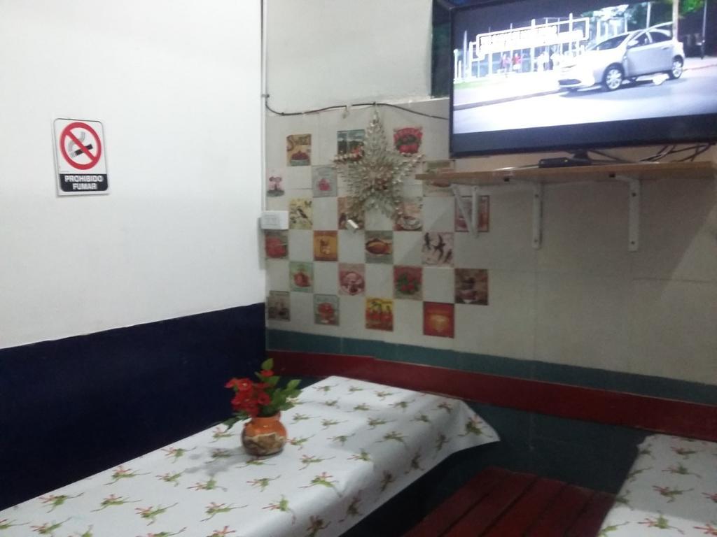 Hospedaje La Rana Buenos Aires Ngoại thất bức ảnh
